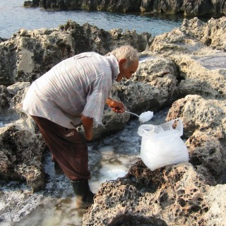 Οι τελευταίοι αλυκάριοι των Κυθήρων