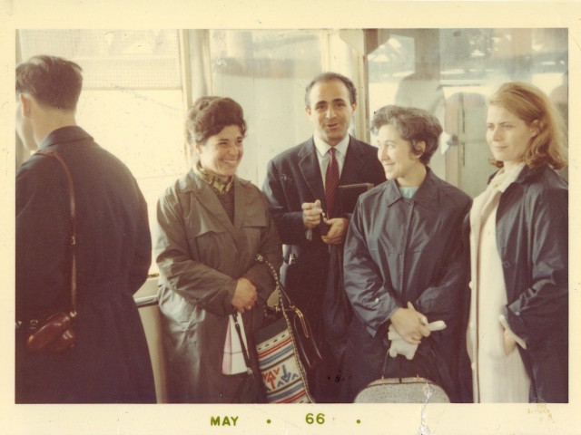 Άγιε Βασίλη εσύ Σούπερσταρ καλωσήρθες στο ΜΙΝΙΟΝ!