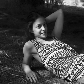 Η Αριάδνη Καβαλιέρου διαβάζει για τις Αντάρτισσες