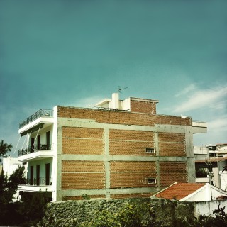 Στον «αέρα» πάνω από 500.000 σπίτια