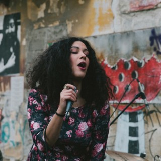 Λίγη αγάπη για την οδό Ιάσονος