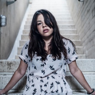 Πώς είναι να ακολουθείς κάποιον για έξι βράδια