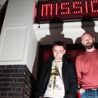 O βασιλιάς του street food στην Αγγλία είναι Έλληνας (και μιλάει στην Popaganda)