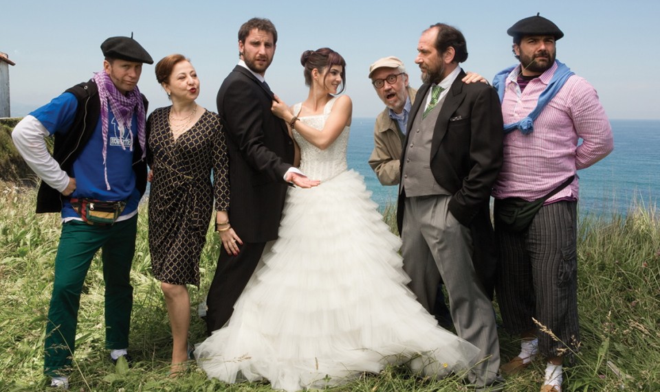 Spanish-Affair-lobby-cards