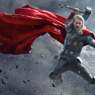 Ο Thor, η Ελένη Ράντου και μια μεγάλη βόλτα στην Αθήνα