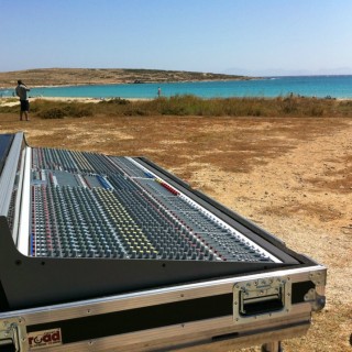 Τον Ιούλιο, ξέρουμε, όλοι πάνε Κουφονήσι(α)