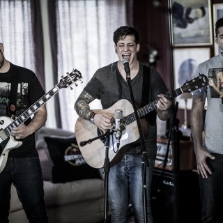 O νικητής του Red Bull Bedroom Jam ετοιμάζεται για Λονδίνο