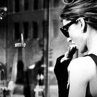 Ιδανικό για Θερινό: «Breakfast at Tiffany’s»