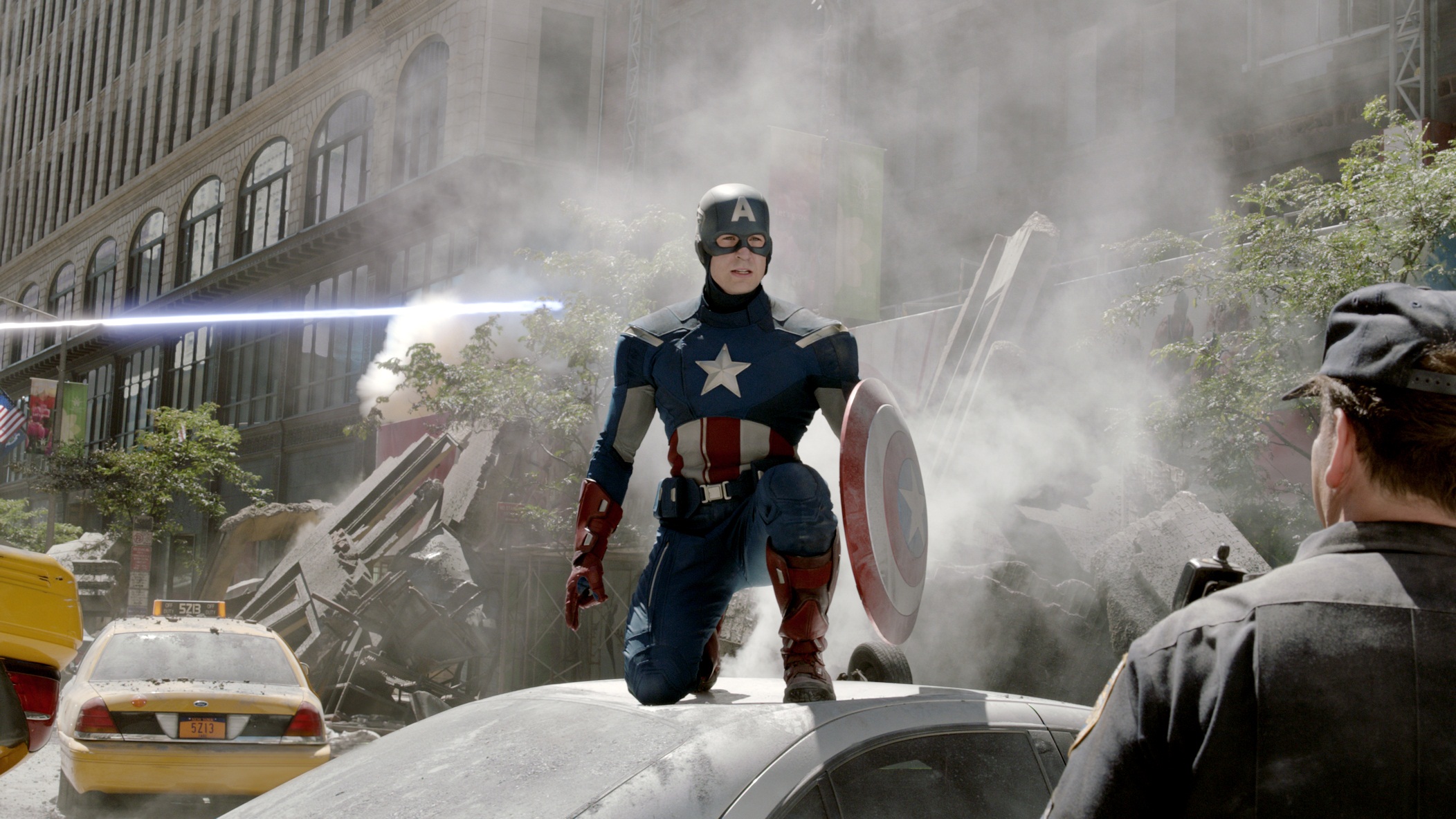 Τοπικός σύμβουλος της Νέας Υόρκης ντύνεται Captain America και η Marvel επεμβαίνει [ΕΙΚΟΝΕΣ]