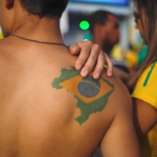 Ο Αντώνης Καρπετόπουλος γράφει στη μαμά του από τη Βραζιλία…