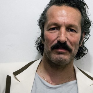 Saturday Night Rave: O DJ Harvey, σε κάτι λιγότερο από δύο ώρες, τα παίζει όλα