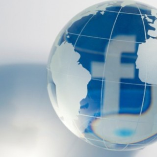 To Facebook βρήκε έναν διαφορετικό τρόπο να «συνδέσει τον κόσμο»