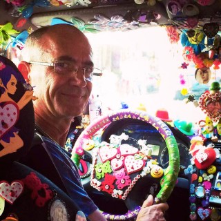 Ο Ραφαέλ οδηγά το πιο Αλμοδοβαρικό ταξί στον κόσμο…