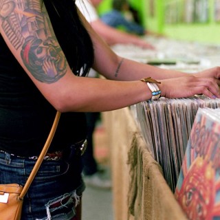 Η ζωή των vinyl junkies