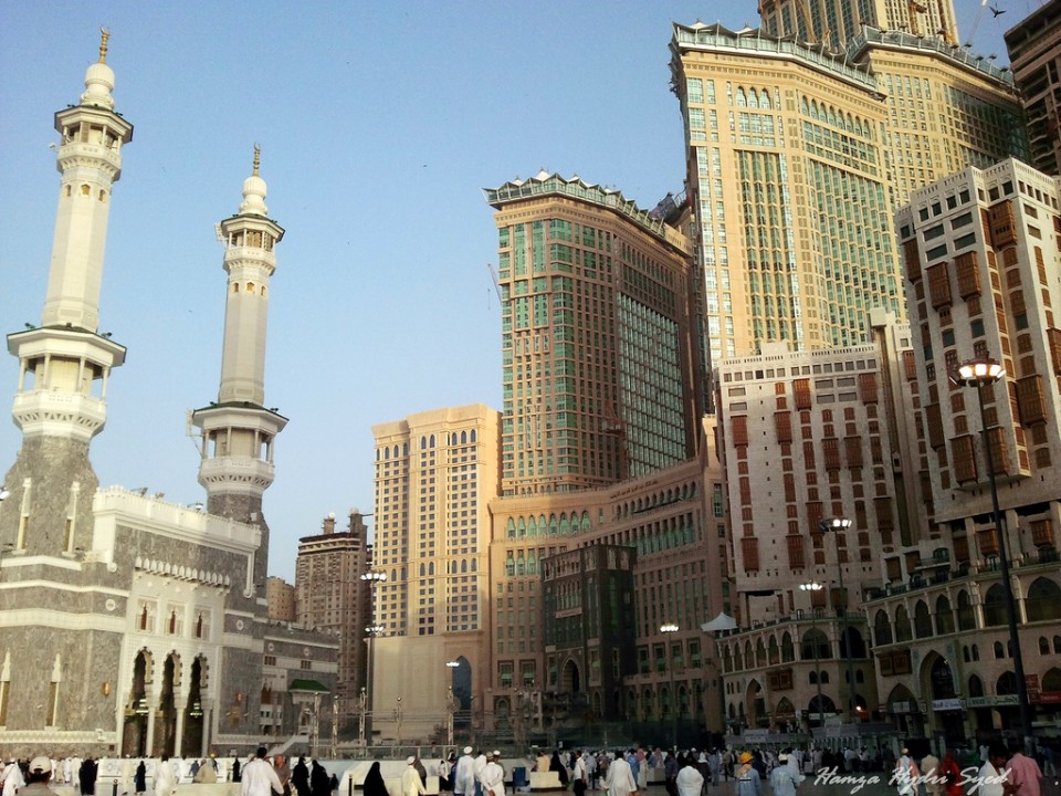 grand mosque and nearby development