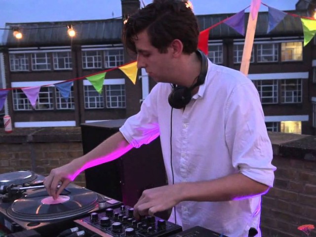 Saturday Night Rave: Ο Jamie xx σε μια ταράτσα στο Λονδίνο