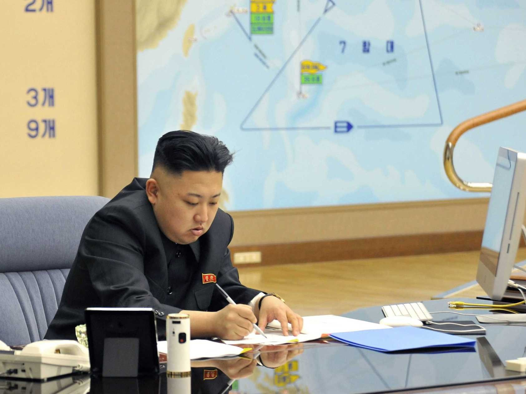 Βόρεια Κορέα: Αναβάθμιση της ικανότητας πυρηνικής επίθεσης, διέταξε ο Κιμ Γιονγκ Ουν