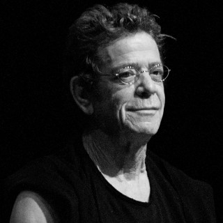 Ο Lou Reed διαβάζει Edgar Allan Poe