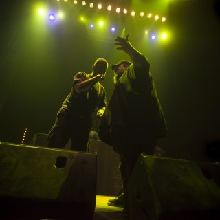 B.D.Foxmoor, Νικήτας Κλιντ, Βαβυλώνα, Sadahzinia, όλοι μία αγκαλιά