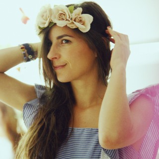 Η Μαντάμ Σουσού σχεδιάζει ρούχα στον ύπνο της