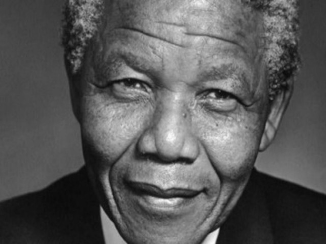 «Κανένας άνθρωπος δε γεννιέται με μίσος για τον συνάνθρωπό του»: 20 αποφθέγματα του Nelson Mandela