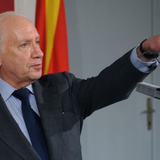 Ο Μ. Νίμιτς φέρεται να έχει νέα πρόταση για την ονομασία της πΓΔΜ