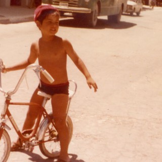 «… μικρό λεξικό προεφηβικής θερινής νιρβάνας…»