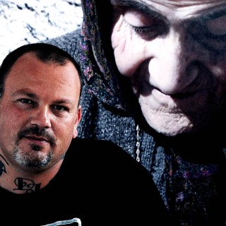 Ο Δημήτρης Σκαρμούτσος είναι κολλημένος με τον Τζιμ Τζάρμους