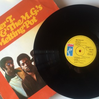 Zωγραφίζοντας εξώφυλλα δίσκων