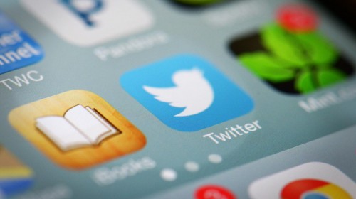 Το Twitter κατέβασε λογαριασμό ειδησεογραφικού ιστότοπου για τον κορονοϊό