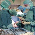 Γέννησε η πρώτη γυναίκα που είχε υποβληθεί σε μεταμόσχευση μήτρας