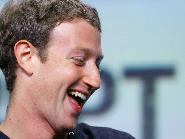 Τα «like» που κάνουν πλούσιο τον Mark Zuckerberg