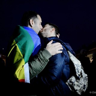 Πολλά φιλιά από τ@ς Pousti Riot