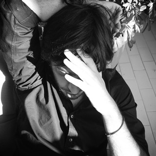 Ο Prins Obi ακούει Μπετόβεν όταν έχει hangover